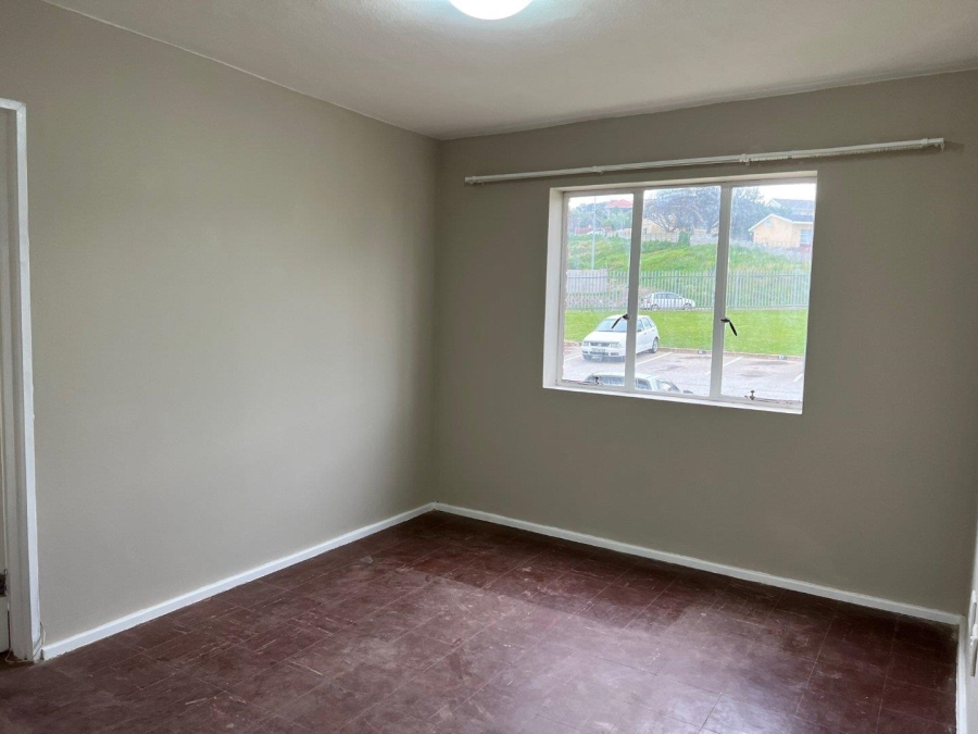 To Let 1 Bedroom Property for Rent in Kensington Eastern Cape